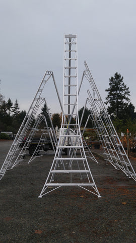 Hasegawa 16 ft. Original Japanese Tripod Orchard Ladder