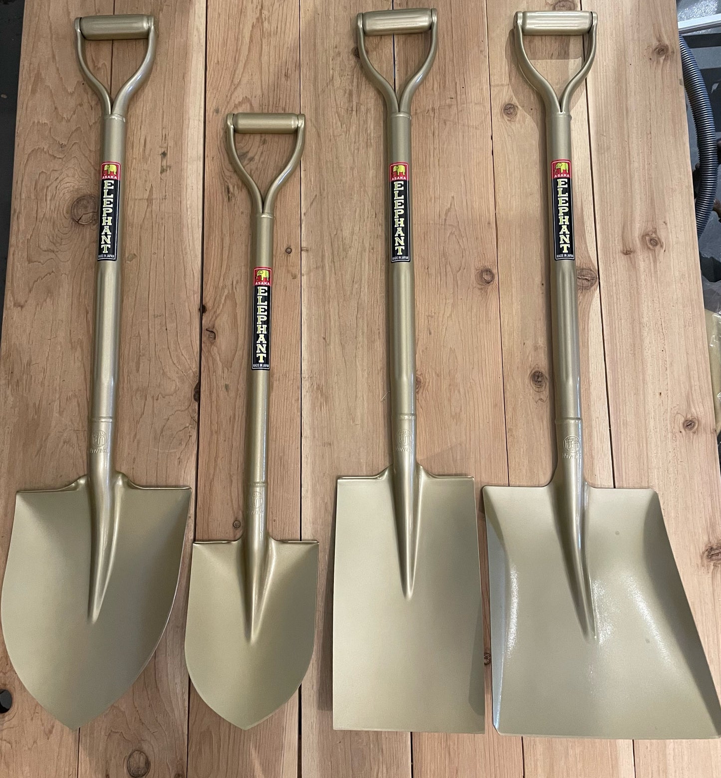 Niwaki Golden Spade Family