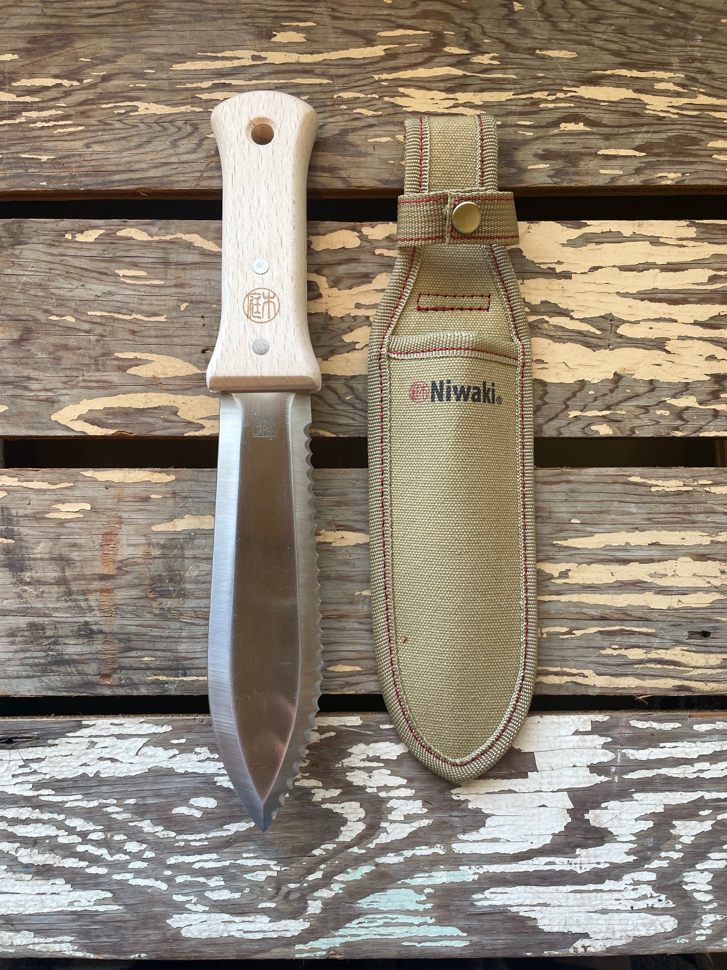 Niwaki Serrated Hori Hori