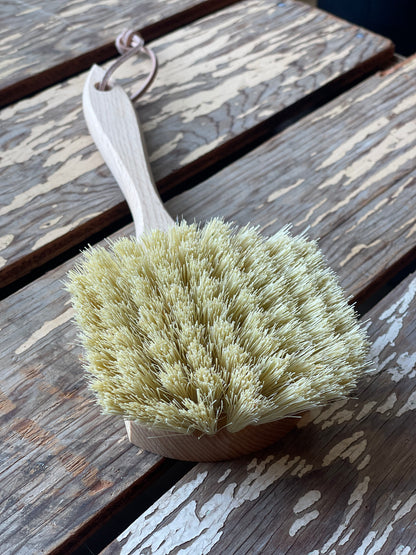 Redecker Garden Cushion Brush view of Bristles