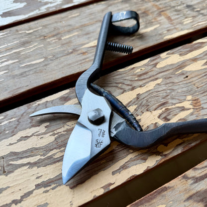 Tobisho Hiryu Secateurs
