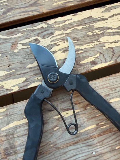 Black Masamune Secateurs