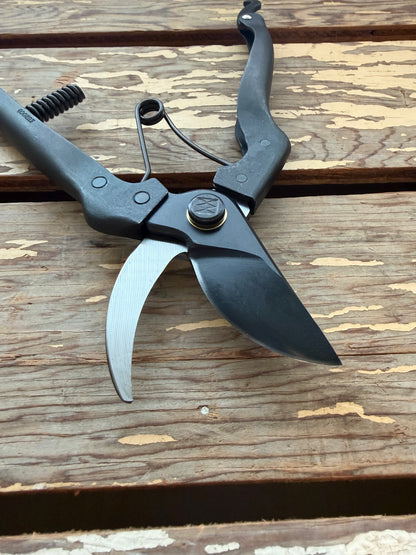 Kuroco Secateurs