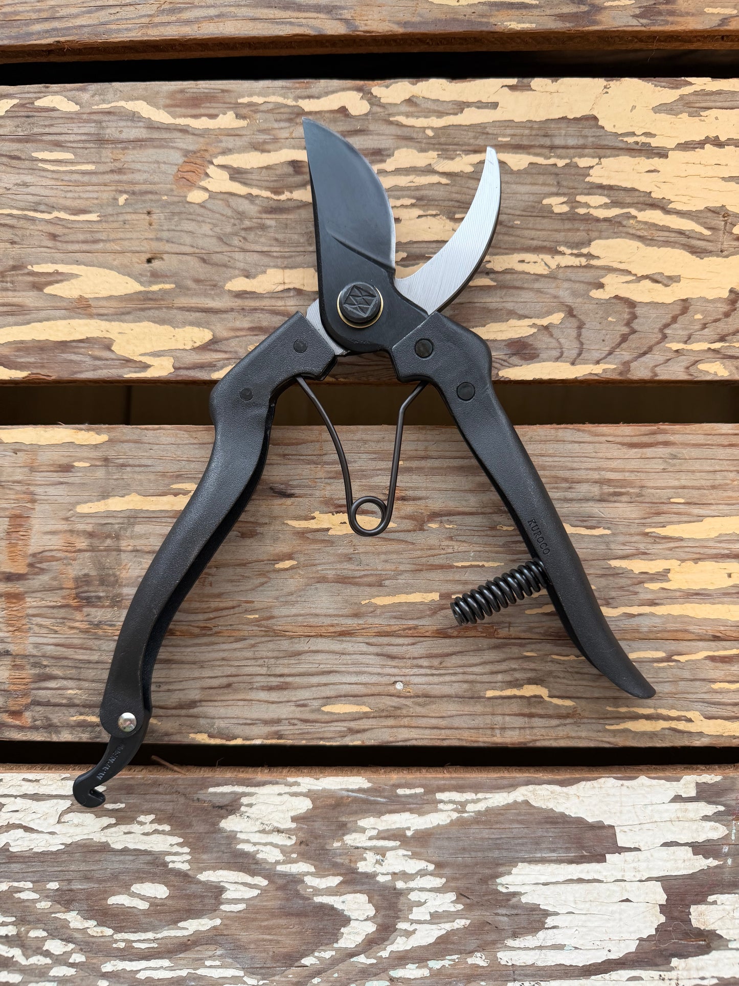 Kuroco Secateurs