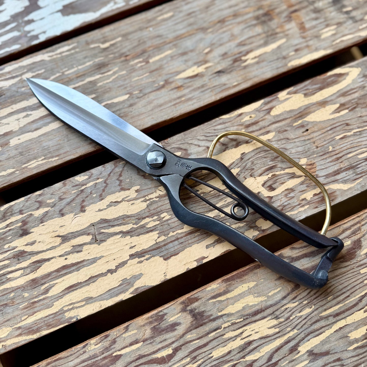 Tobisho Topiary Clippers with hand guard