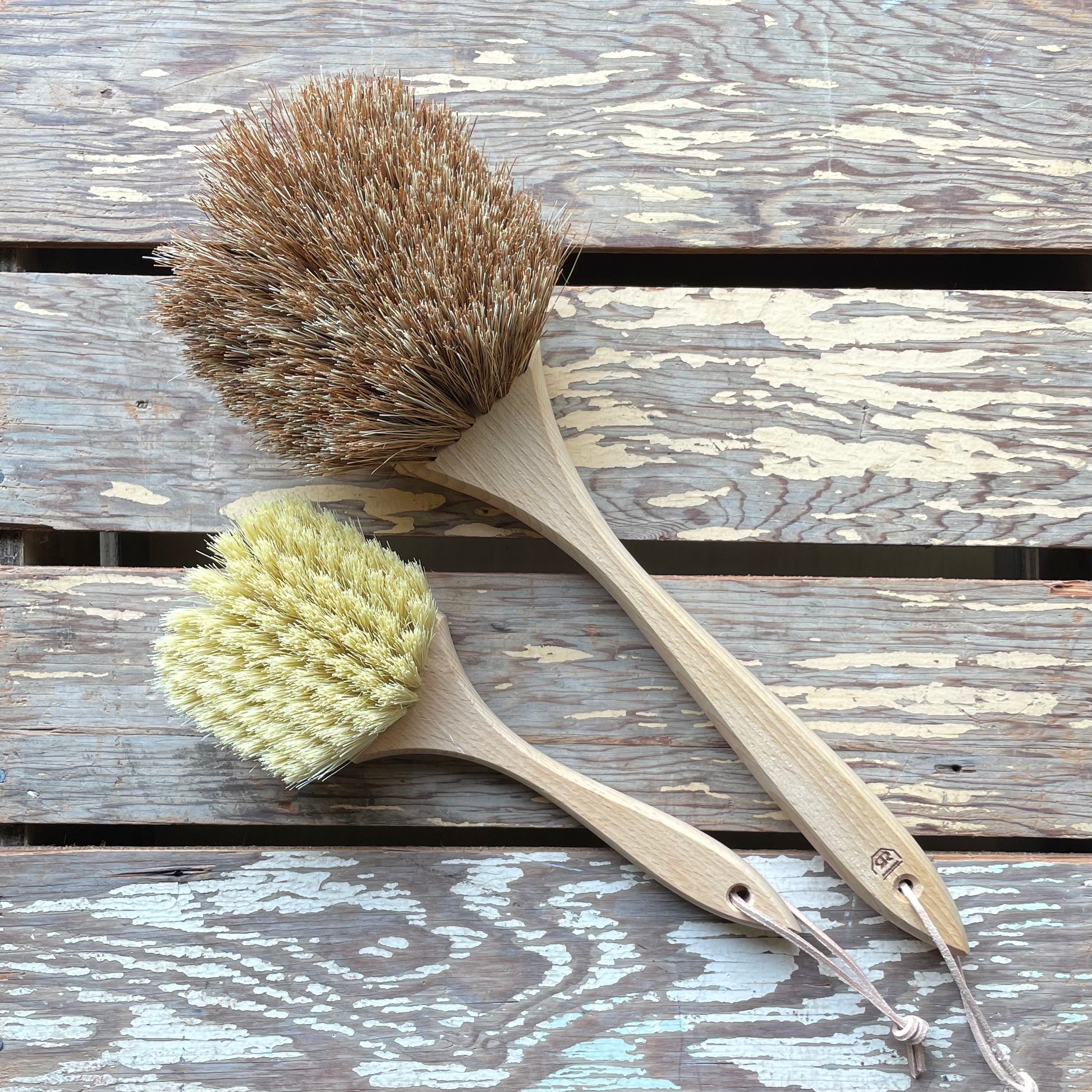 Redecker Garden Cushion Brush and Garden Furniture Brush