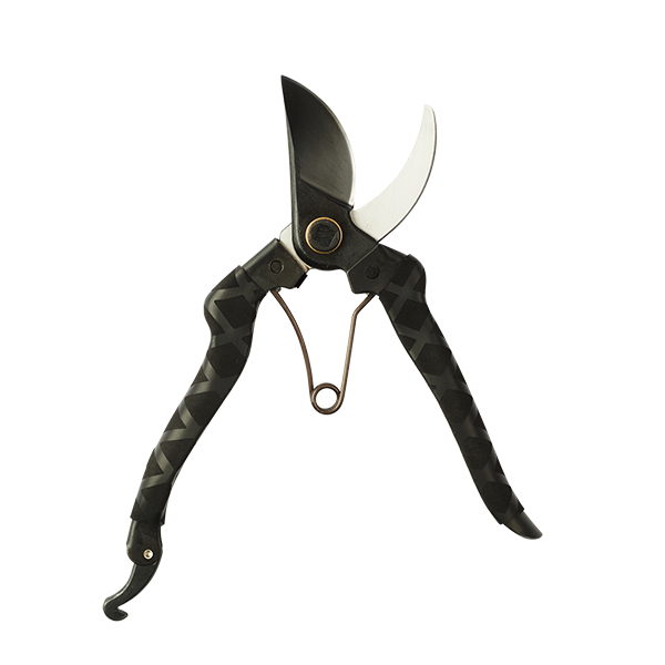 Black Masamune Secateurs with handles open