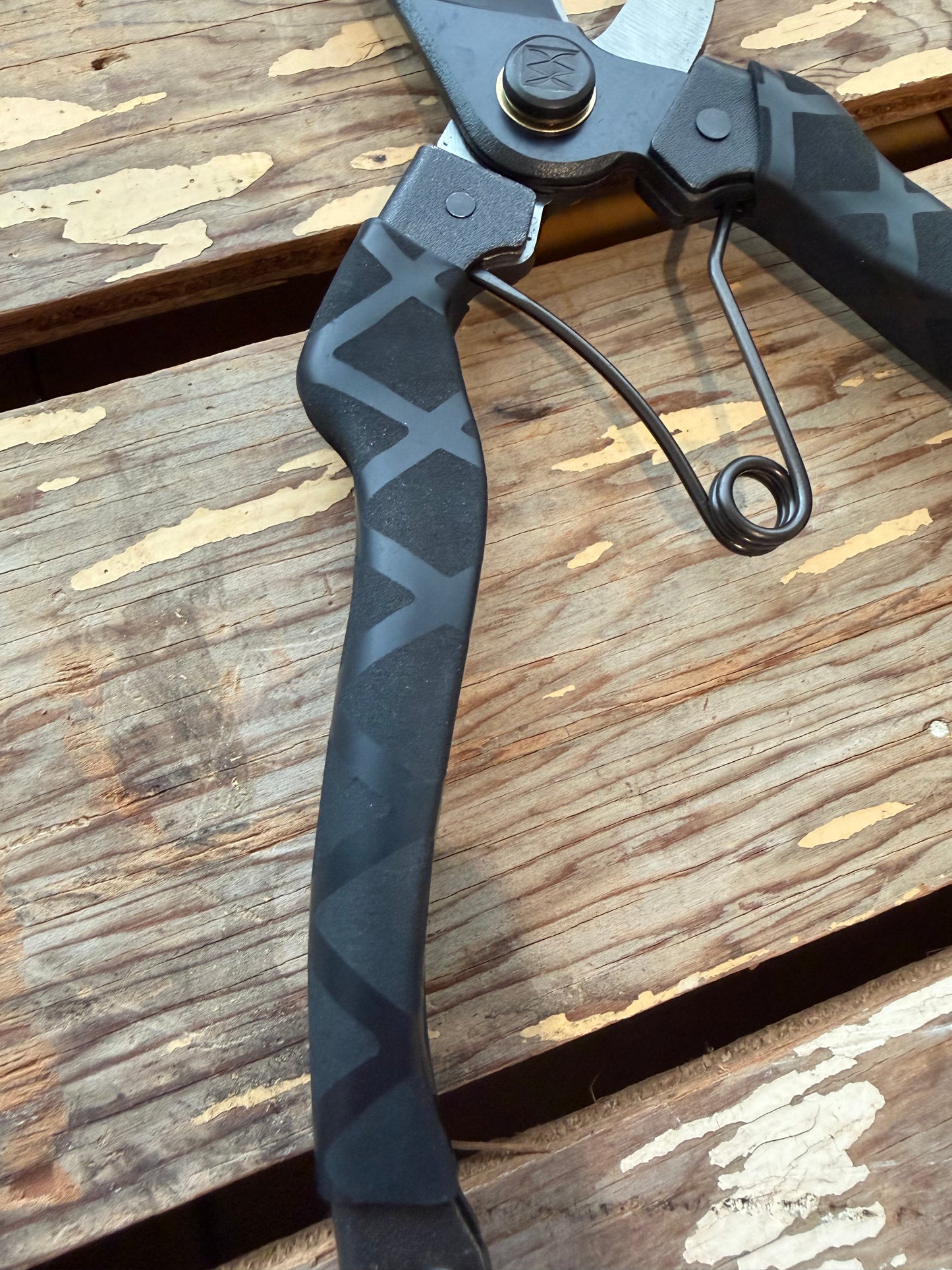 Black Masamune Secateurs open on wooden background