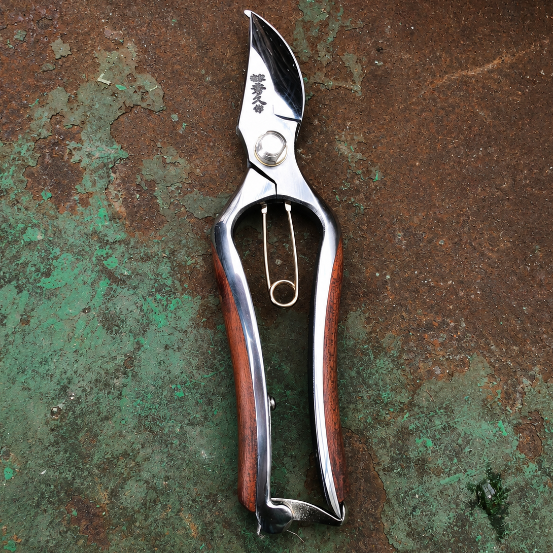 Japanese Niwaki Kurumi Secateurs