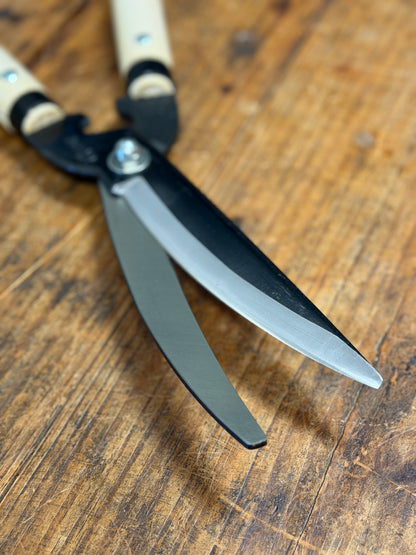 Masamune Shears in open position