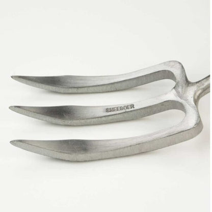 Sneeboer handheld Weeding Fork Cherry handle, view of tines
