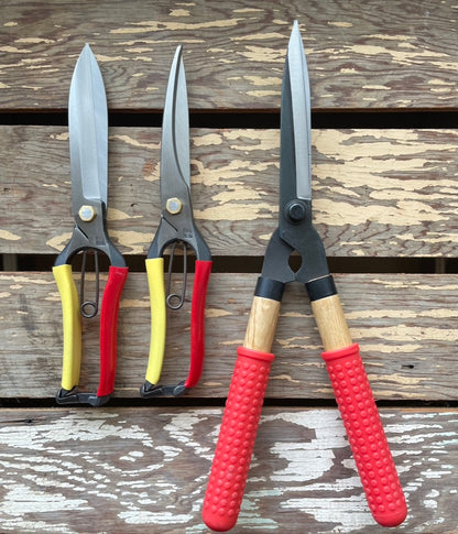 Tobisho Topiary Clippers & Barracuda Clippers with Niwaki Mini Shears