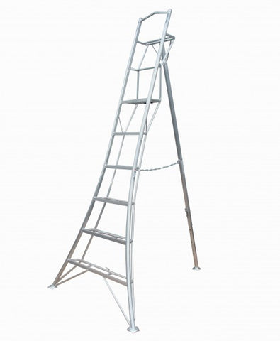 Hasegawa 8 ft. Platform Japanese Tripod Orchard Ladder