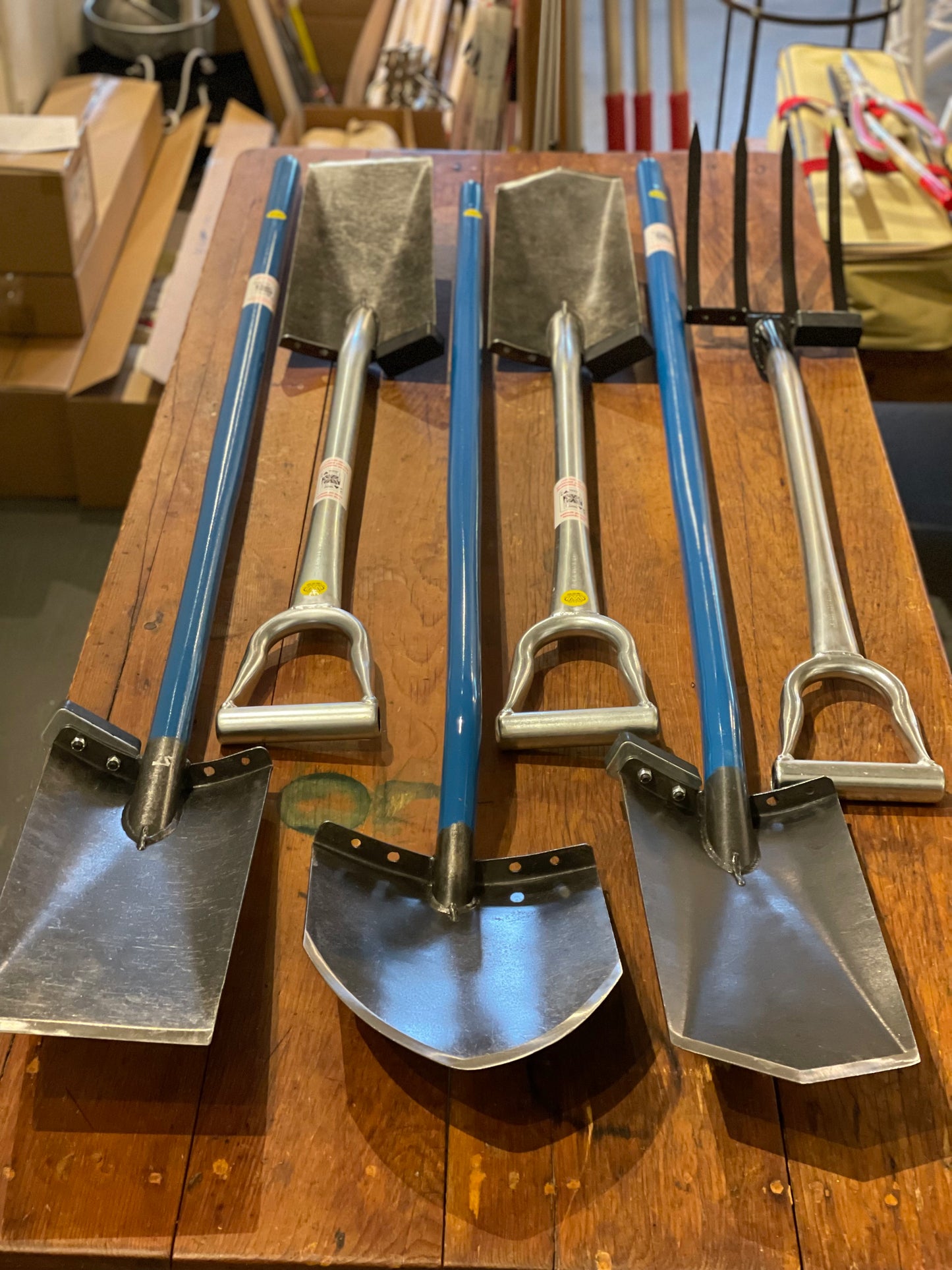King of Spades Shovel, Long Handle Spades, D-Handle Spades and Digging Fork Lineup