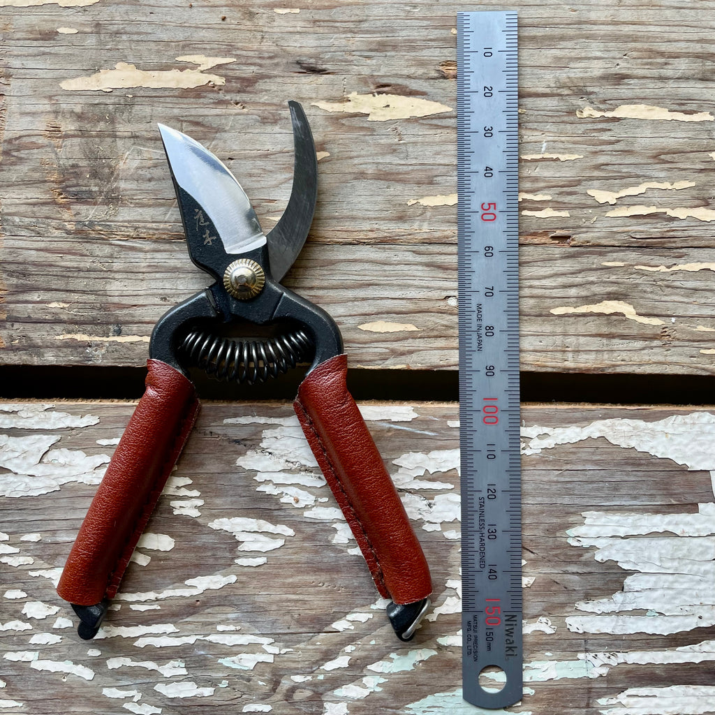 Japanese Niwaki Mini Secateurs Victoria BC Canada Gardener's Kit