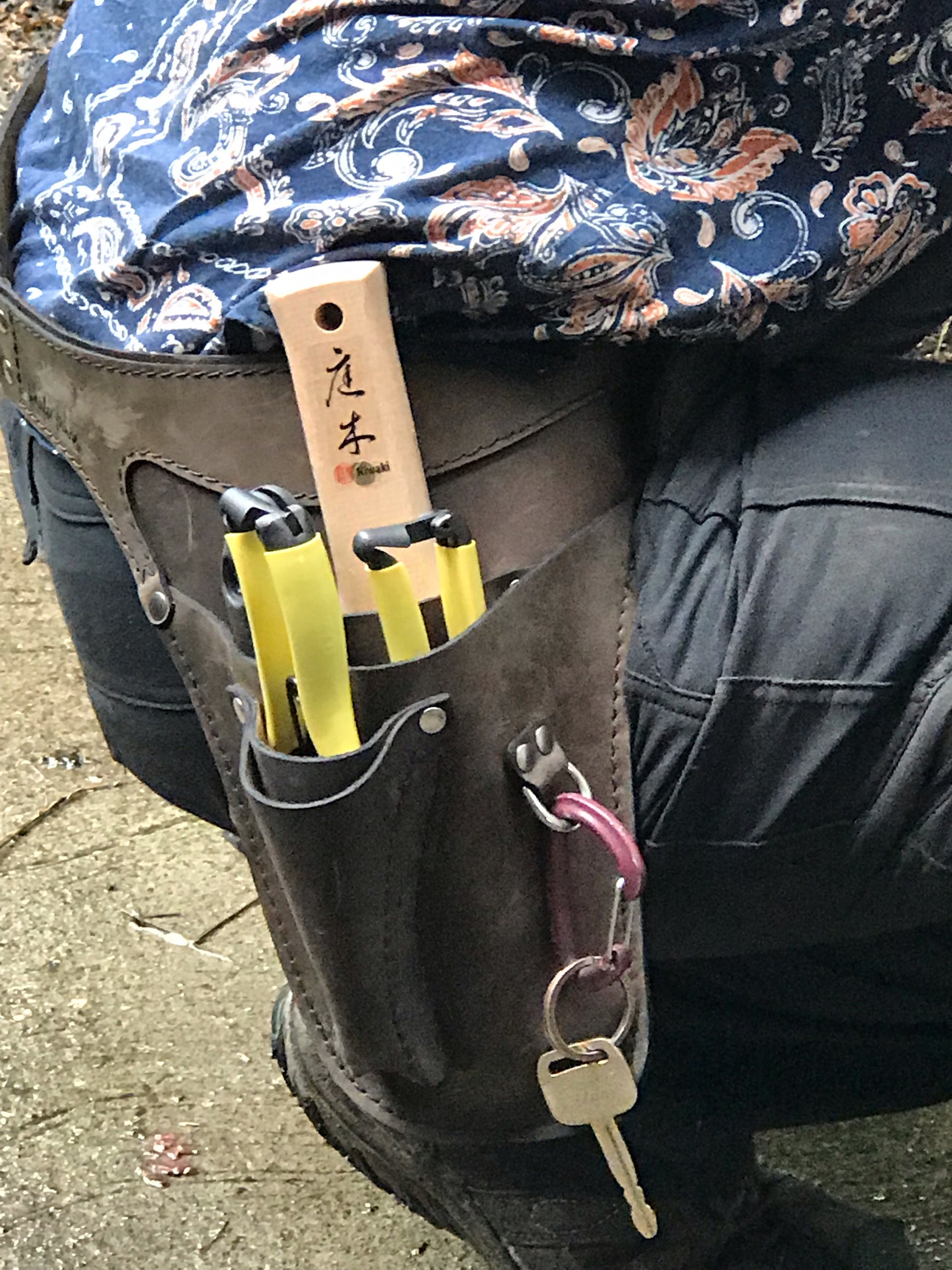 Niwaki GR Pro Snips in Deluxe Garden Toolbelt