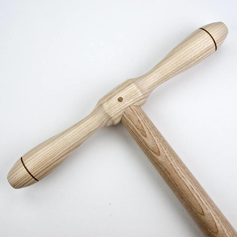 Sneeboer Lawn Edger view of handle and shaft