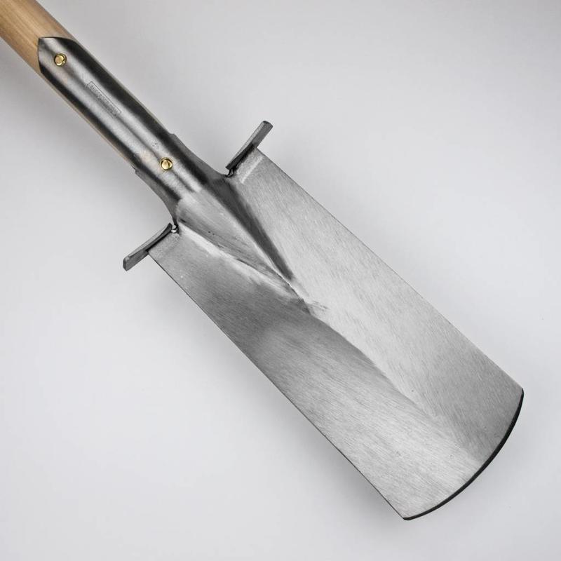 Sneeboer Narrow Spade with steps