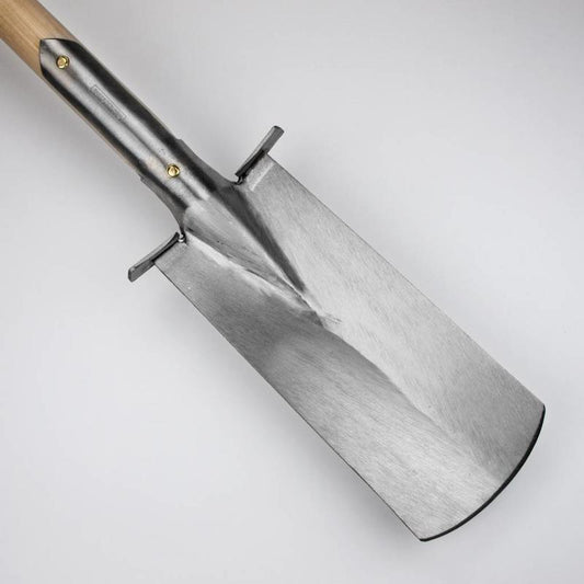 Sneeboer Narrow Spade with steps