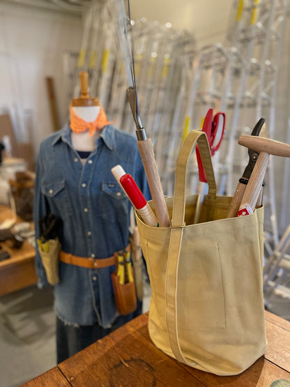 Niwaki Kantan Canvas Bag filled with gardening tools