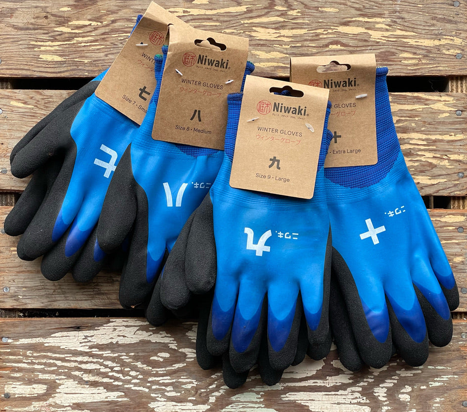 Waterproof and fleece lined Niwaki Winter Gloves displayed in all sizes