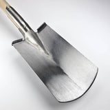 Sneeboer D-Handle Steel Spade With Steps, Ash Wood