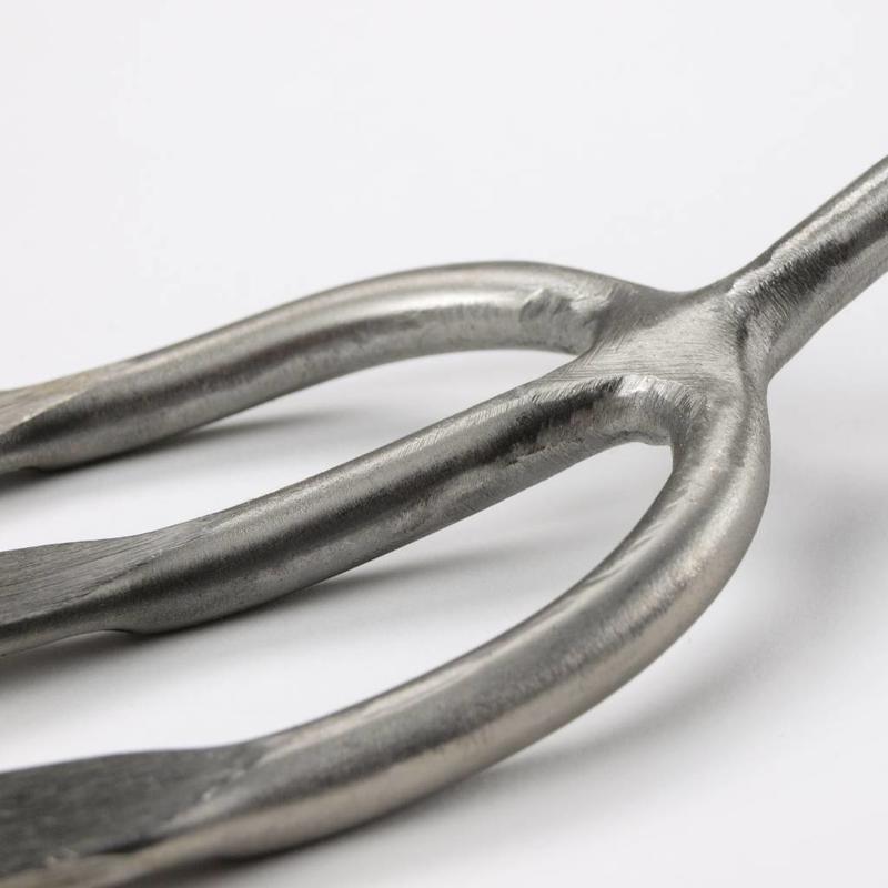 Close-up of Sneeboer Weeding Fork tines